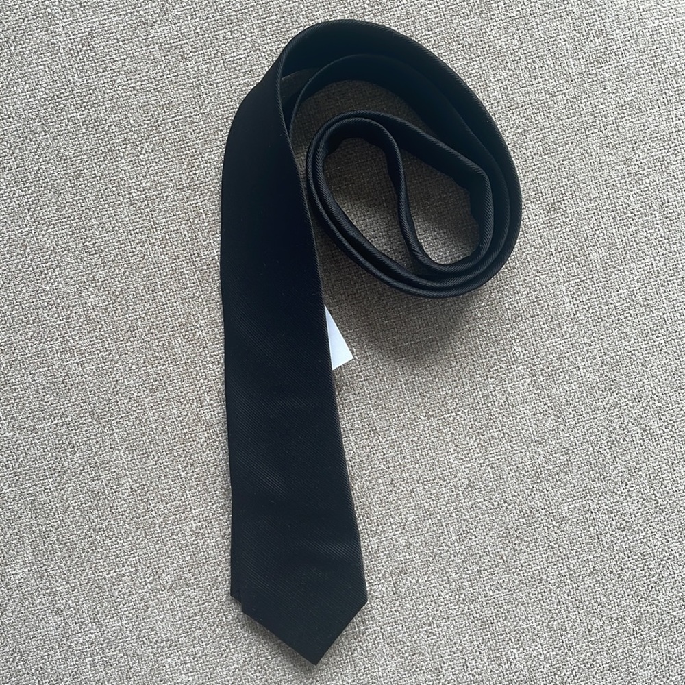 The Tie Bar Men’s Black Silk Tie